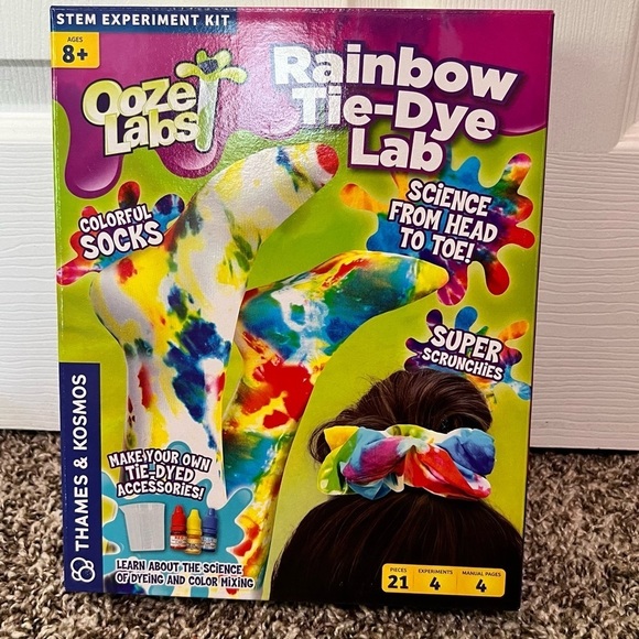 Rainbow Tie dye Science Lab Kit - Picture 1 of 7
